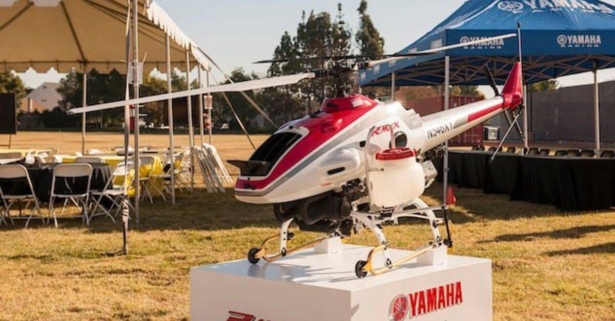 yamaha-rmax-drone-crop-duster.jpg