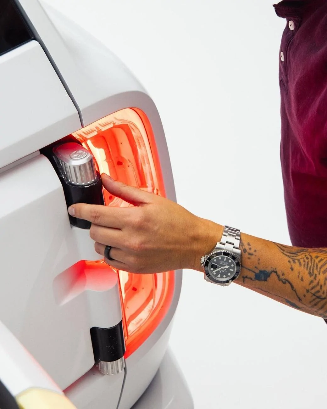 White Scout Traveler prototype 5.webp