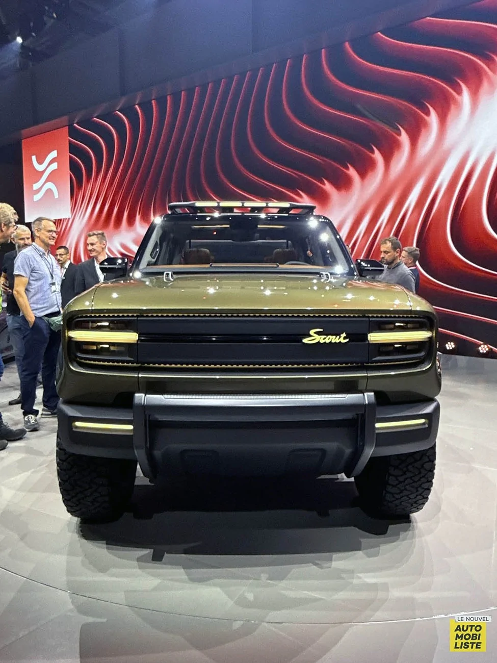 Scout Terra in Silo Green Metallic color 1.webp