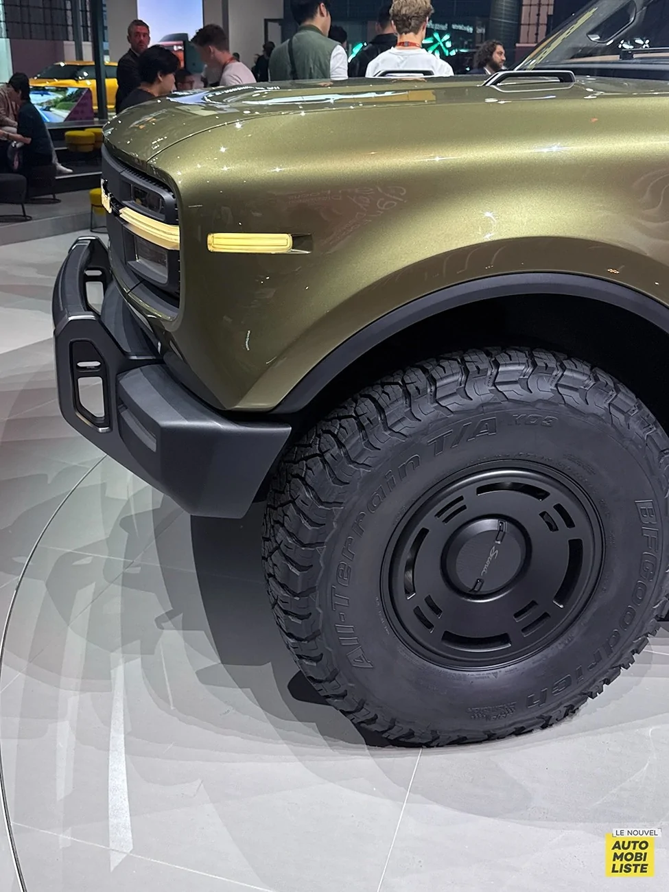 Scout Terra in Silo Green Metallic color 4.webp